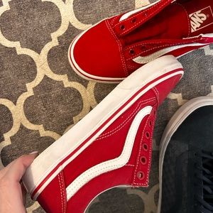 Vans - women 7.5 red